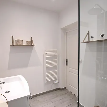 La Maison Citadine, Avec Garage