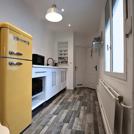 La Maison Citadine, Avec Garage