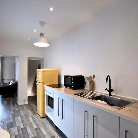 La Maison Citadine, Avec Garage 펜션 렌스