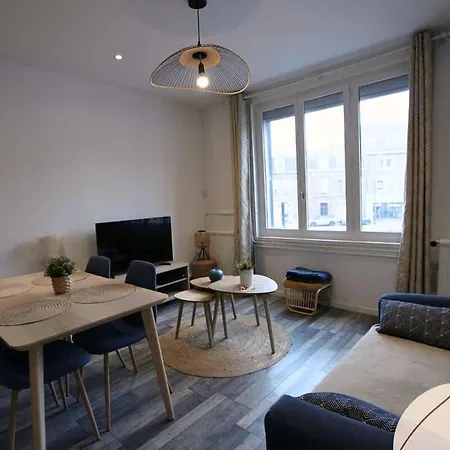 La Maison Citadine, Avec Garage 펜션 렌스
