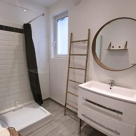 펜션 La Maison Citadine, Avec Garage 렌스