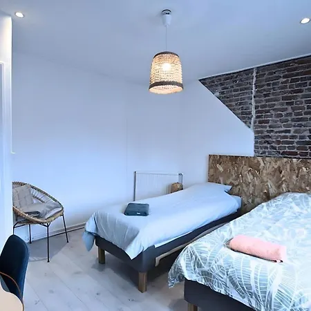La Maison Citadine, Avec Garage 펜션