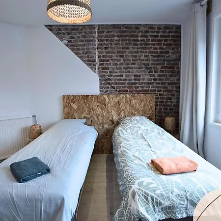 펜션 La Maison Citadine, Avec Garage 렌스